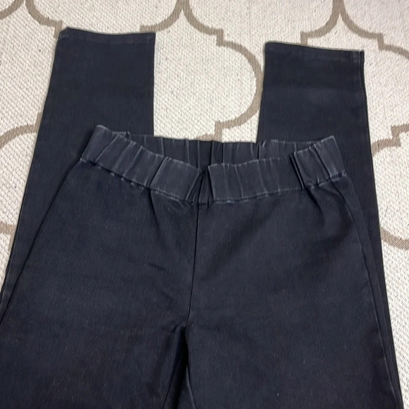 Soft Surroundings black pull on elastic waistband stretch denim Slim Leg Jeans - Picture 11 of 11